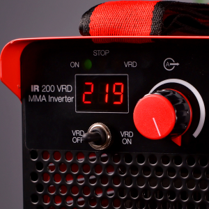 Инвертор сварочный FUBAG IR 200 VRD в Саратове фото