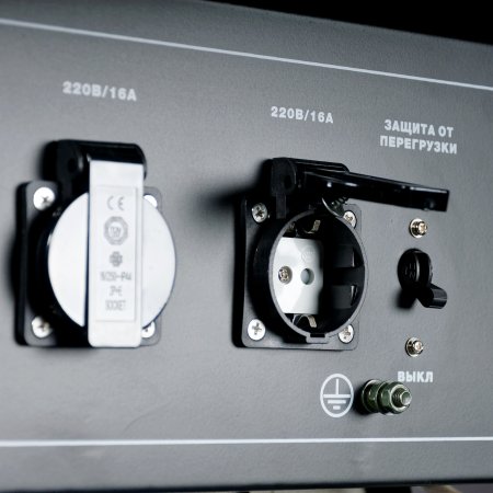 Бензиновый генератор FUBAG BS 3300 A ES с электростартером и коннектором автоматики в Саратове фото